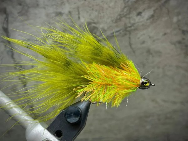 Zoom bild av Upavon Straggle Hackle 14 mm
